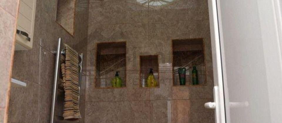 Kirayə verilir 2 otaqlı köhnə tikili 50 m², İçəri Şəhər m. - 15