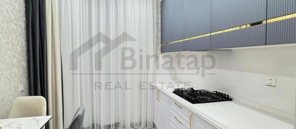 7ci mkrn, Dərnəgül və Azadlıq Prospekti m/s yaxın 3 otaqlı mənzil satılır/82 kv.m. - 10