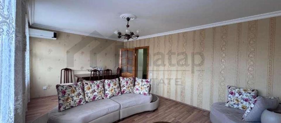 Badamdar, Araz market və 236№li məktəbin yanında 5 otaqlı mənzil satılır/120 kv.m. - 3