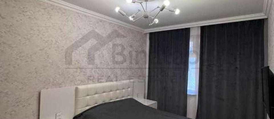 Badamdar, Araz market və 236№li məktəbin yanında 5 otaqlı mənzil satılır/120 kv.m. - 6