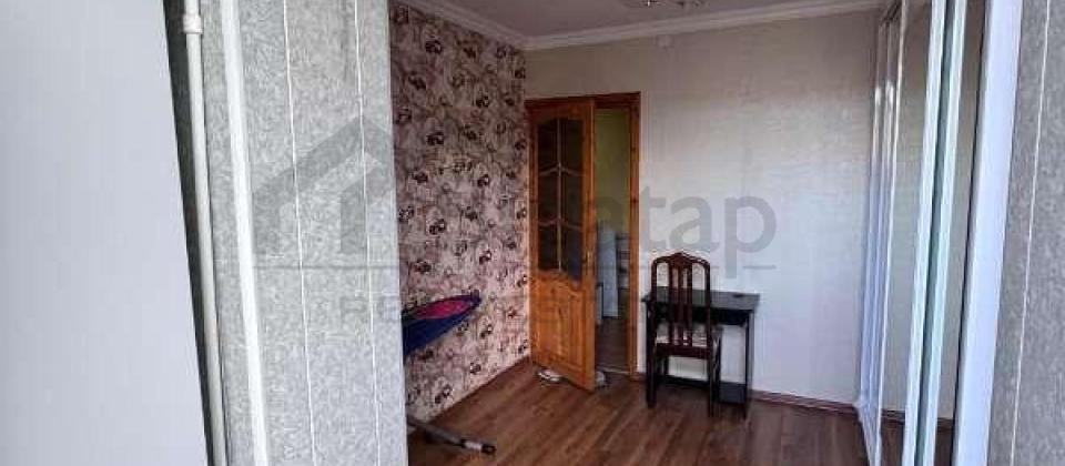 Badamdar, Araz market və 236№li məktəbin yanında 5 otaqlı mənzil satılır/120 kv.m. - 9