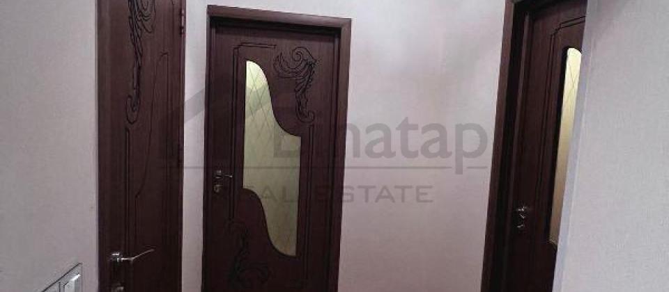 Badamdar, Caspian International Hospitala yaxın 3 otaqlı mənzil satılır/70 kv.m. - 10