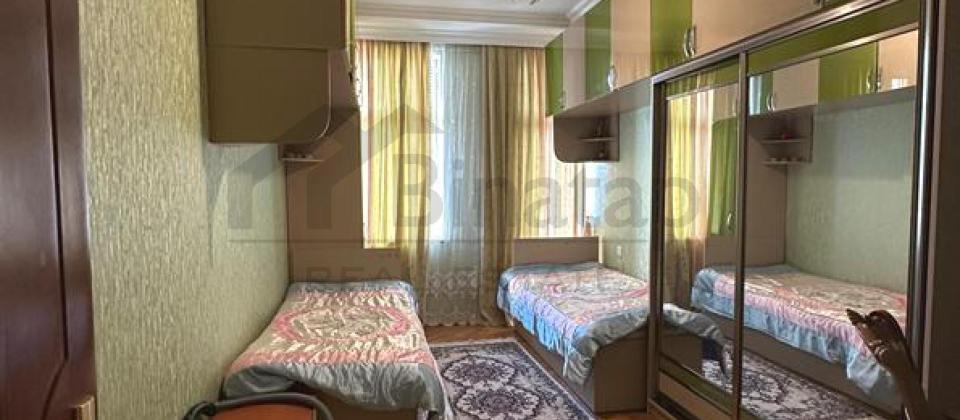 Hüseyn Cavid parkı və Elmlər Akademiyası m/s yaxın 3 otaqlı mənzil satılır/176 kv.m. - 6