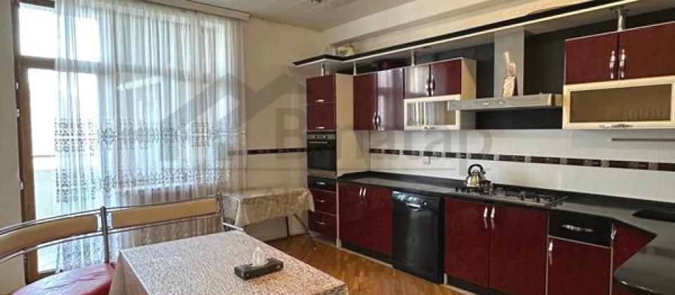 Hüseyn Cavid parkı və Elmlər Akademiyası m/s yaxın 3 otaqlı mənzil satılır/176 kv.m. - 8