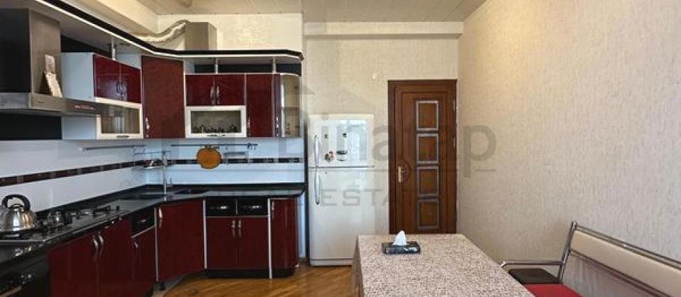 Hüseyn Cavid parkı və Elmlər Akademiyası m/s yaxın 3 otaqlı mənzil satılır/176 kv.m. - 10