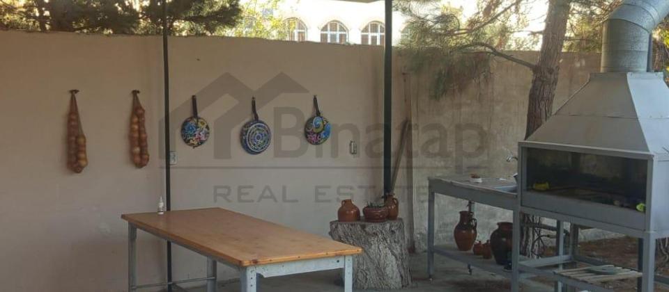 novxanida bag ev satilir - 4