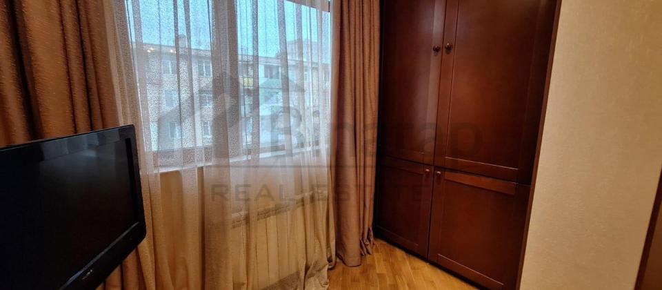Kirayə verilir 3 otaqlı köhnə tikili 70 m², Elmlər Akdemiyası m. - 8
