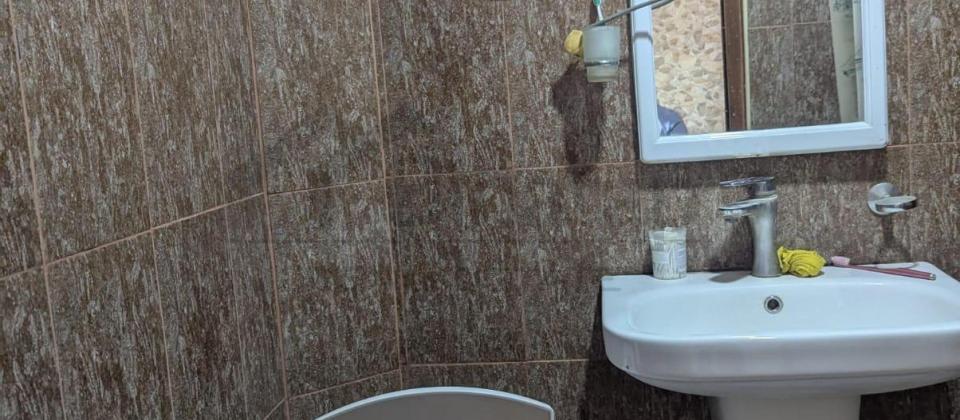 Kirayə verilir 1 otaqlı köhnə tikili, Elmlər m. - 15