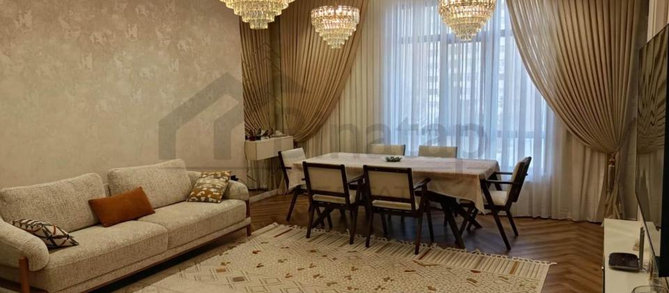 Şərifzadə küçəsi, İnşaatçılar m/s və Yasamal parkına yaxın 3 otaqlı mənzil satılır/120 kv.m. - 3