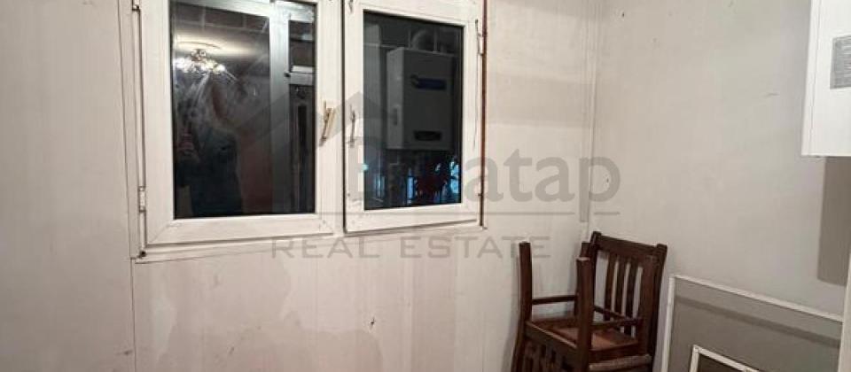 Musabəyov parkı, 158№li məktəb və Elmlər Akademiyası m/s yaxın 1 otaqlı mənzil satılır/35 kv.m. - 3