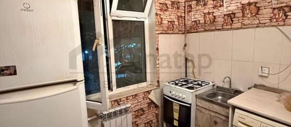 Musabəyov parkı, 158№li məktəb və Elmlər Akademiyası m/s yaxın 1 otaqlı mənzil satılır/35 kv.m. - 5