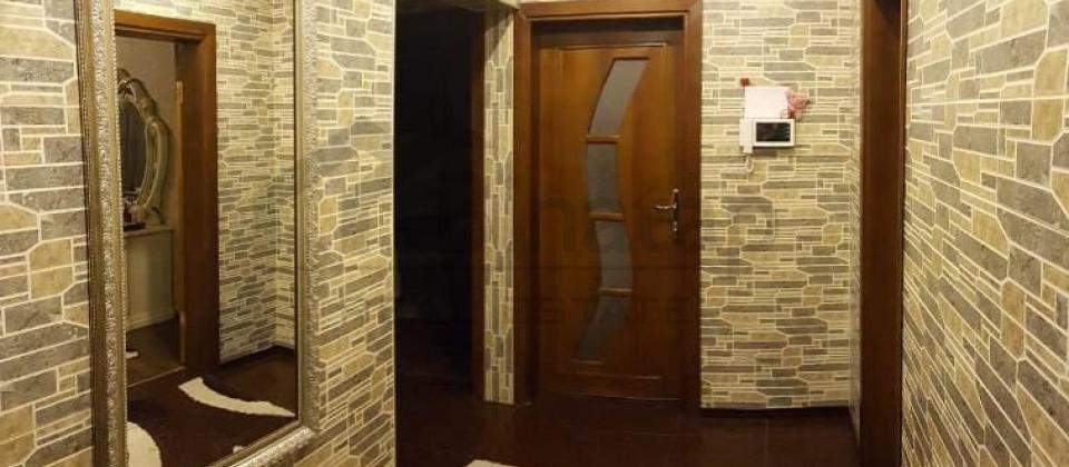 Yeni Yasamal, Qismət ş/s yaxın 3 otaqlı mənzil satılır/78 kv.m.