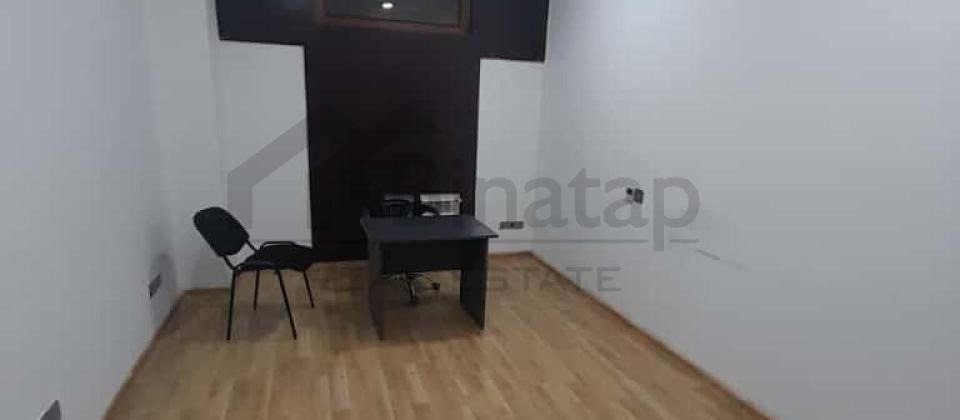 Əhməd Rəcəblidə plazada ofislərin icarəsi