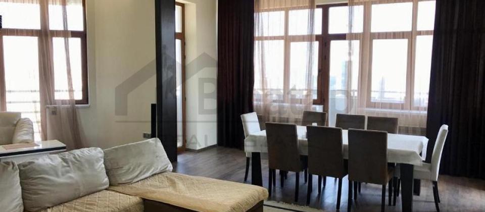 Huseyn Cavid parki ve Elmler Akademiyasi m/s yaxin 4 otaqli menzil satilir/242 kv.m. - 4