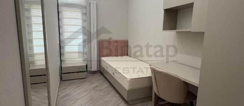 Azadliq prospekti, 28 May m/s yaninda 4 otaqli menzil satilir/120 kv.m. - 6