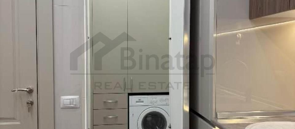 Azadliq prospekti, 28 May m/s yaninda 4 otaqli menzil satilir/120 kv.m. - 14