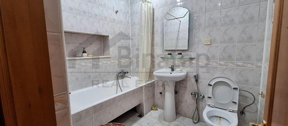 Satılır 3 otaqlı köhnə tikili 100 m², İçəri Şəhər m. - 9