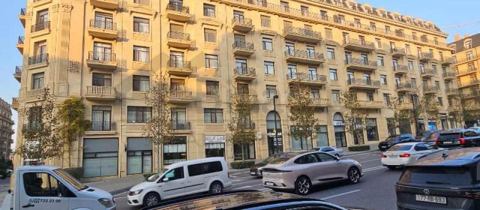 Ag Sheher kompleksi, Hayat Park 'da 2 otaqli menzil satilir/95 kv.m. - 2