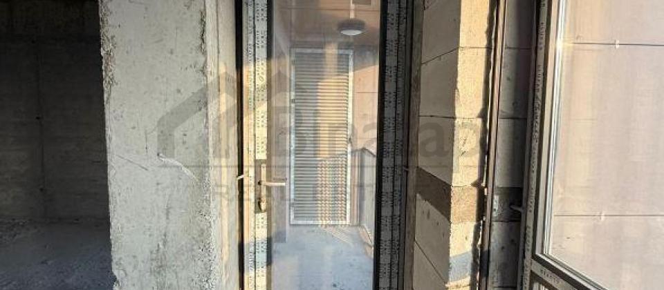 Xetai m/s, Baku City Residence Khatai'de 3 otaqli temirsiz menzil satilir/90.5 kv.m. - 12