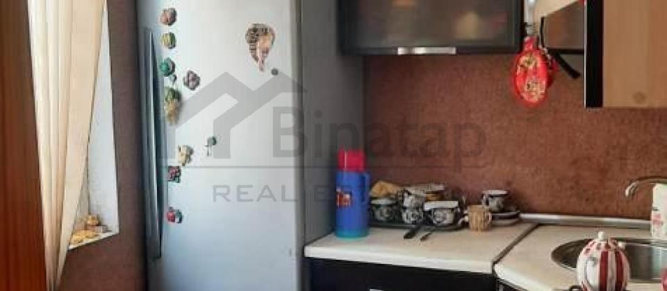 Memar Ecemi m/s yaninda 2 otaqli menzil satilir/45 kv.m. - 4