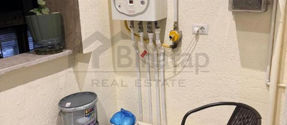 Koala ve Zorge parklarinin yaninda 3 otaqli menzil satilir/126.5 kv.m. - 15