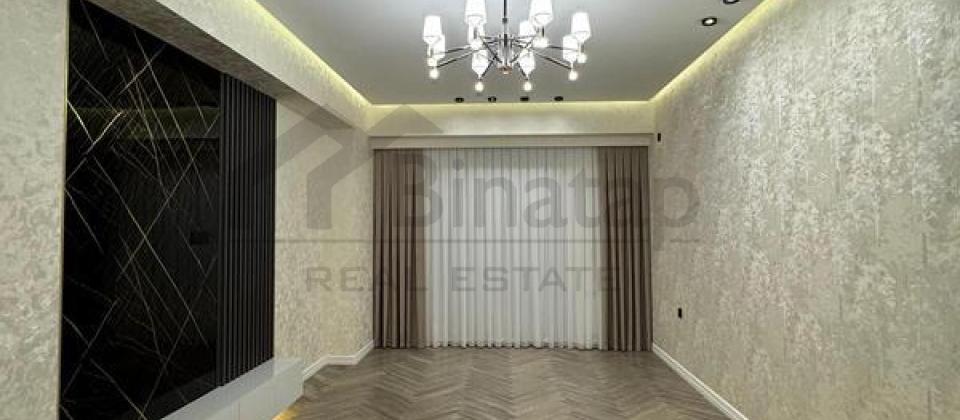 Azadliq prospekti, Nesimi bazari ve Tibb Universitetine yaxin 4 otaqli menzil satilir/168 kv.m.