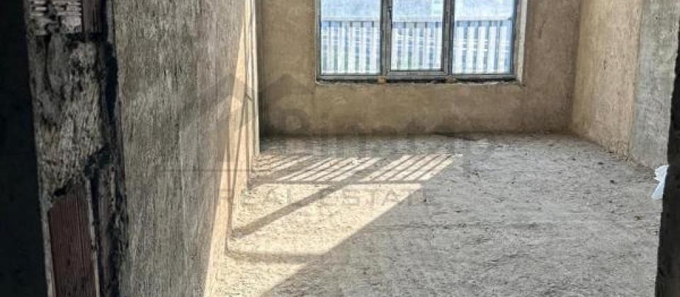 Semed Vurgun baginin yani, 28 May m/s yaxin 2 otaqli menzil satilir/84 kv.m. - 3