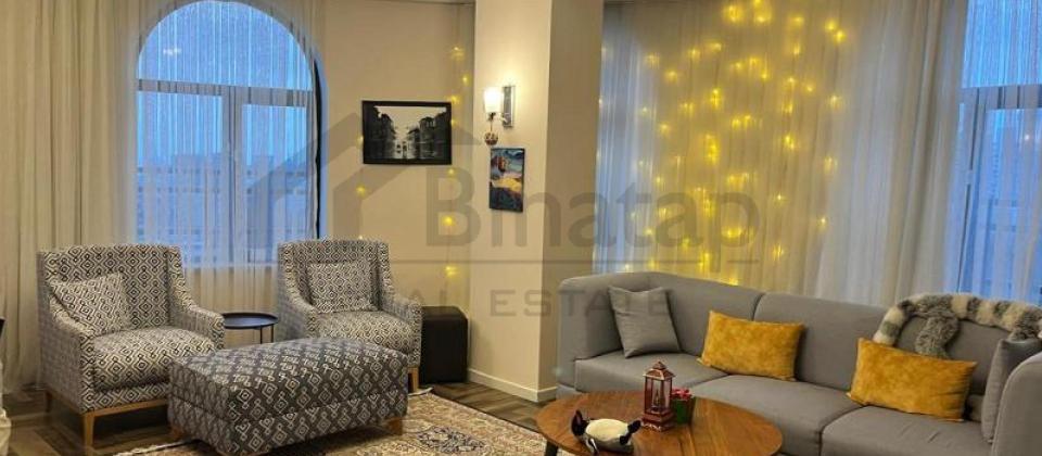 Caspian Plaza ve Nizami m/s yaxin 4 otaqli menzil satilir/130 kv.m. - 2