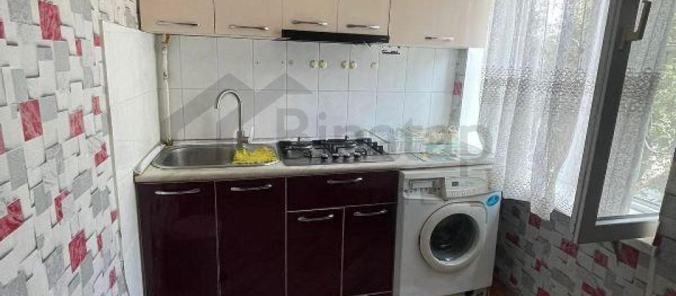 Elmler Akademiyasi m/s ve BDU yaxin 1 otaqlı menzil kiraye verilir/36 kv.m. - 8