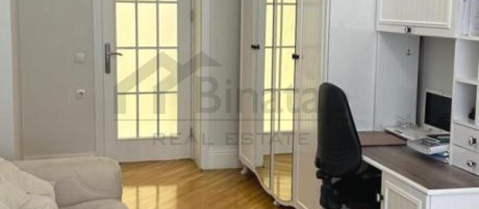 Huseyn Cavid prospekti, Elmler Akademiyasi m/s yaninda 3 otaqli menzil satilir/160 kv.m. - 7