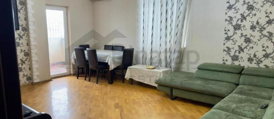 Qelebe dairesi, İnshaatchilar m/s yaxin 3 otaqli menzil satilir/140 kv.m. - 2