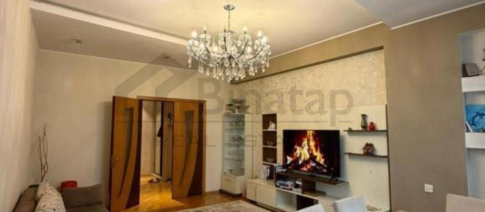 Qelebe dairesi, İnshaatchilar m/s yaxin 2 otaqli menzil satilir/88 kv.m. - 2