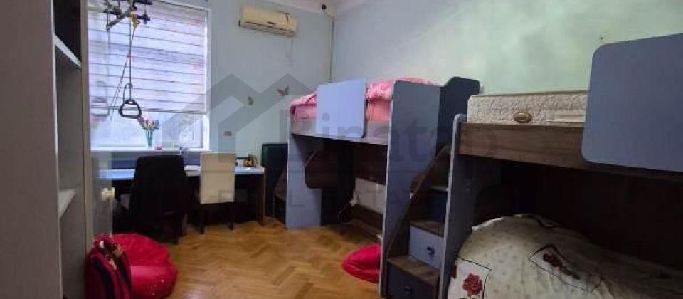 Merkezi park ve Statistika Komitesinin yani, Nizami m/s yaxin 3 otaqli menzil satilir/85 kv.m. - 6