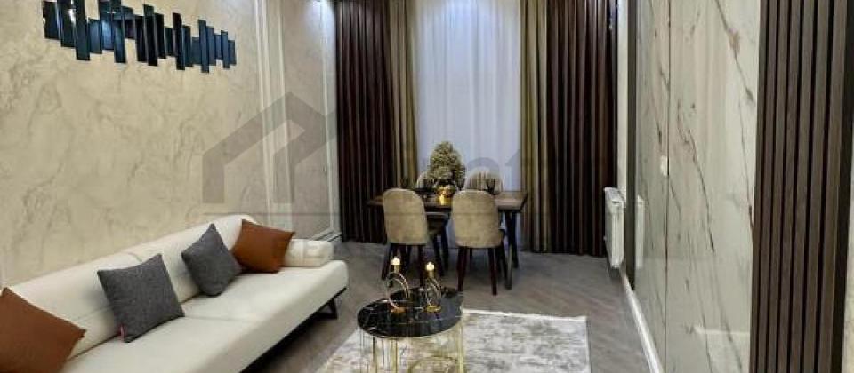 Olimpik Star və Niaqara restoranının yanında 2 otaqlı mənzil satılır/63 kv.m.