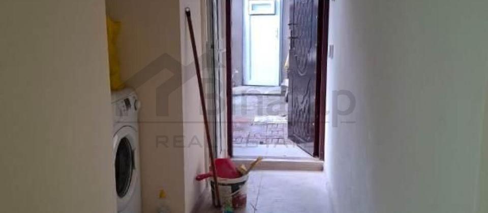 Caspian Plaza ve Nizami m/s yaxin 1 otaqli heyet evi satilir/32 kv.m. - 6