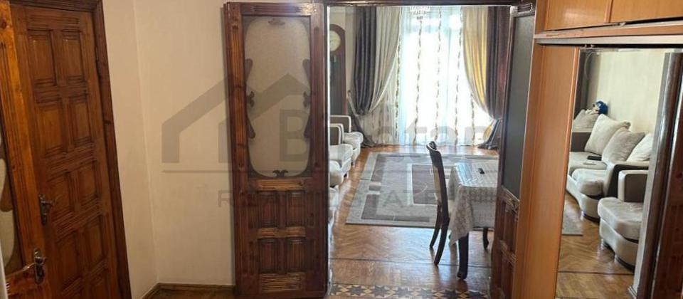 Caspian Plaza ve Nizami m/s yaxin 3 otaqli menzil satilir/71 kv.m. - 7