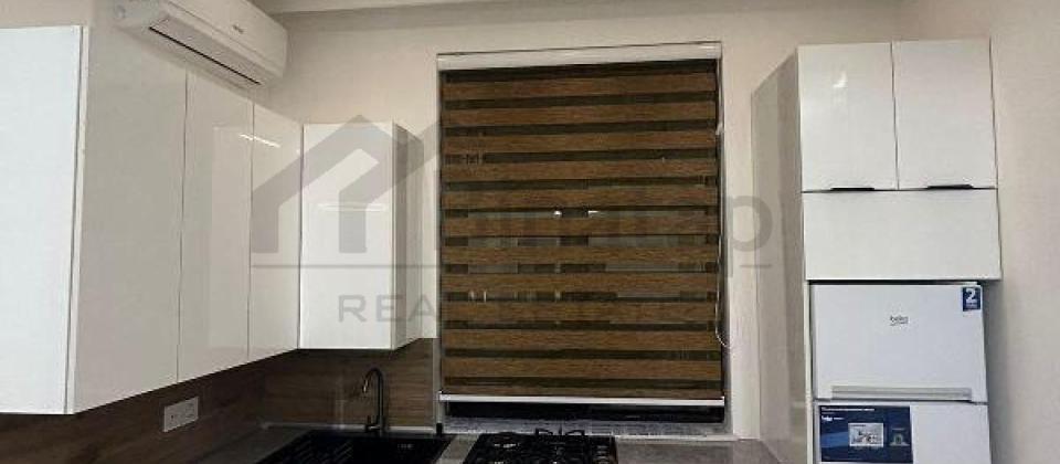 28 May ve Genclik m/s yaxin 2 otaqli menzil satilir/55 kv.m. - 4