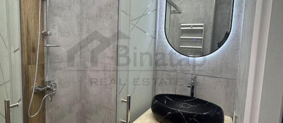 28 May ve Genclik m/s yaxin 2 otaqli menzil satilir/55 kv.m. - 12