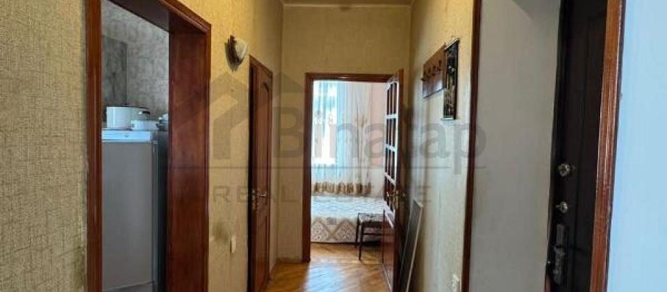 Merkezi parkin yani, Nizami m/s yaxin 2 otaqli menzil satilir/45 kv.m. - 4