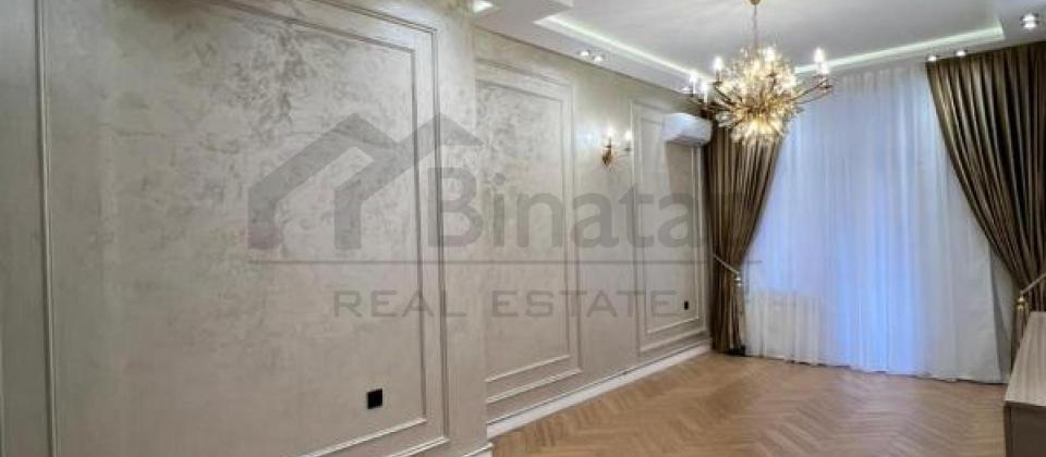 Heyder Eliyev merkezinin yani, Zumrud Residence'de 3 otaqli menzil satilir/96 kv.m. - 2