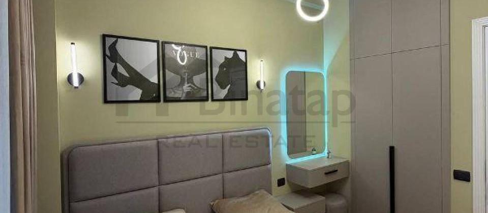 Sherq bazari, 28 May m/s ve Tehsil Nazirliyine yaxin 2 otaqli menzil satilir/51 kv.m. - 4