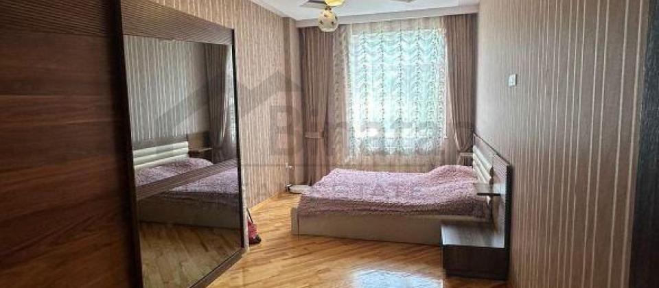 Yeni Yasamal, Gunesh petrol ve İnshaatchilar m/s yaxin 4 otaqli menzil satilir/150 kv.m. - 4