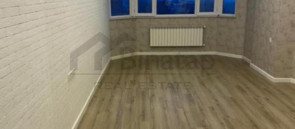 Yasamal parkinin yani, İnshaatchilar m/s yaxin 4 otaqli menzil satilir/94 kv.m. - 3