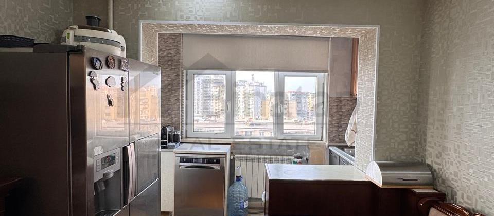 Satılır 4 otaqlı Köhnə Tikili 81 m², Həzi Aslanov - 13