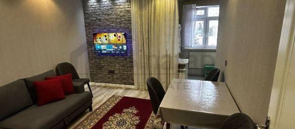 Ehmedli m/s yaninda 2 otaqli menzil satilir/35 kv.m. - 2