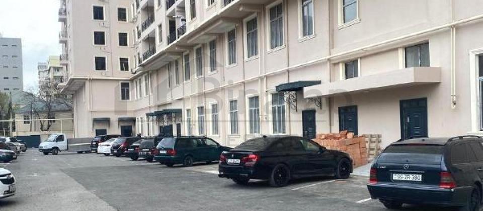 Olimpik Star ve Niaqara restoraninin yaninda 3 otaqli menzil satilir/137 kv.m. - 15