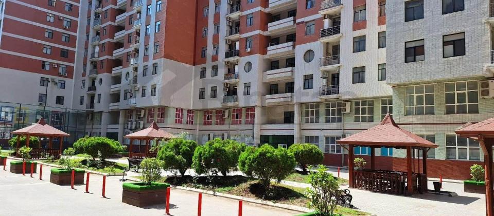 Kirayə verilir 4 otaqlı yeni tikili 230 m², 8 Noyabr m. - 3