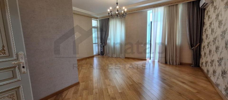 Kirayə verilir 4 otaqlı yeni tikili 230 m², 8 Noyabr m. - 12