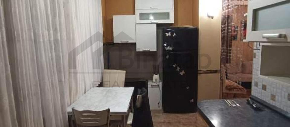 Azadliq prospekti, ABŞ Sefirliyinin yani, 28 May m/s yaxin 3 otaqli menzil satilir/100 kv.m. - 6