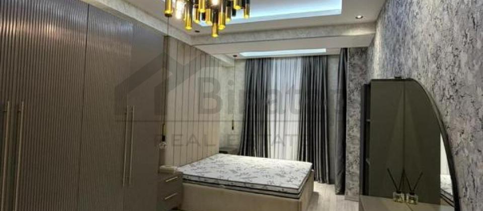 İnqlab, 8 Noyabr ve Tibb Universitetine yaxin 3 otaqli menzil satilir/100 kv.m. - 3